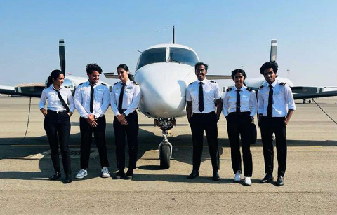 How to Choose the Best Flight School Near Me in Mumbai