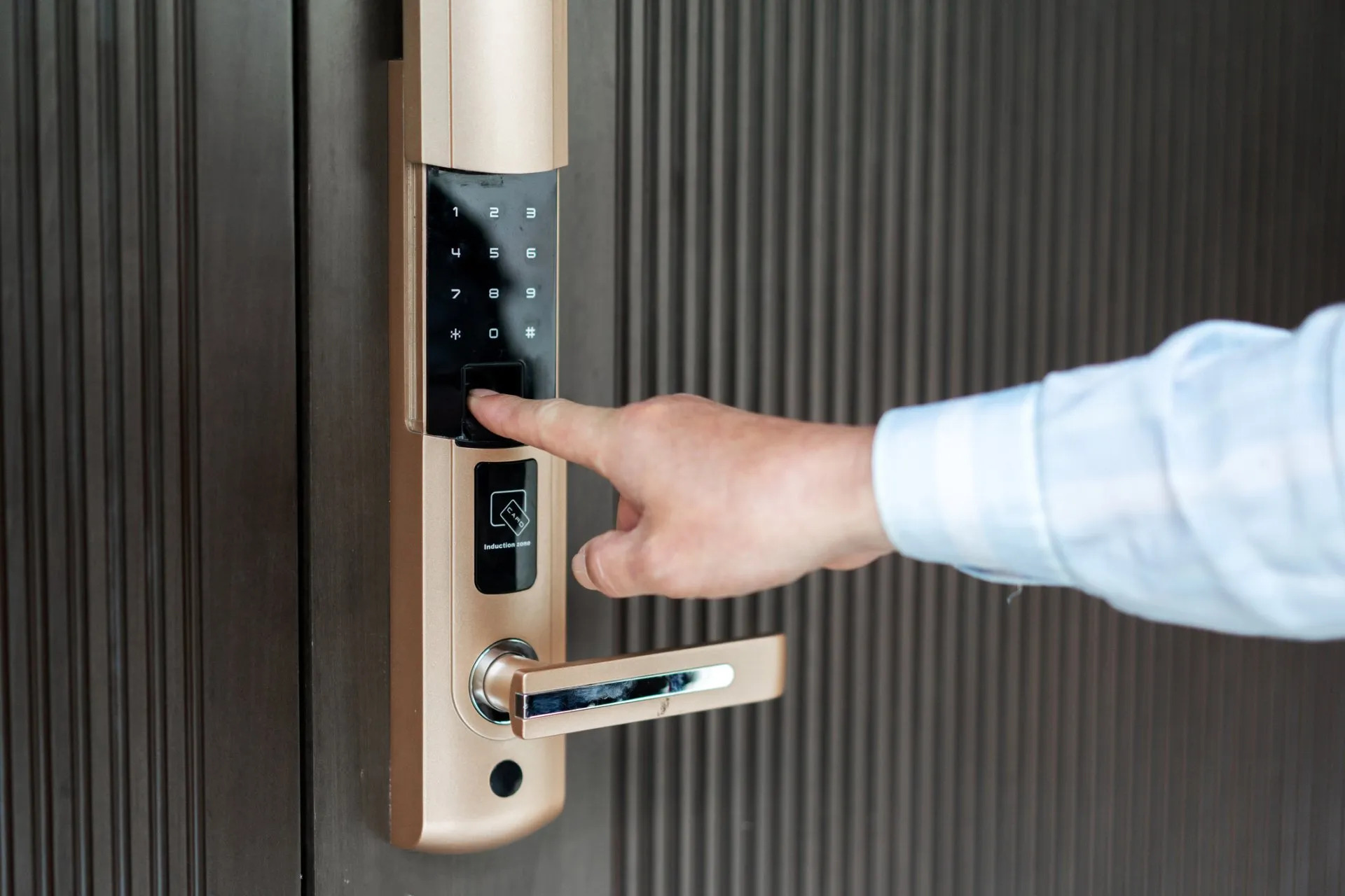 Smart Lock Installation Service Near Me  Choose Local Pros for Reliable Access