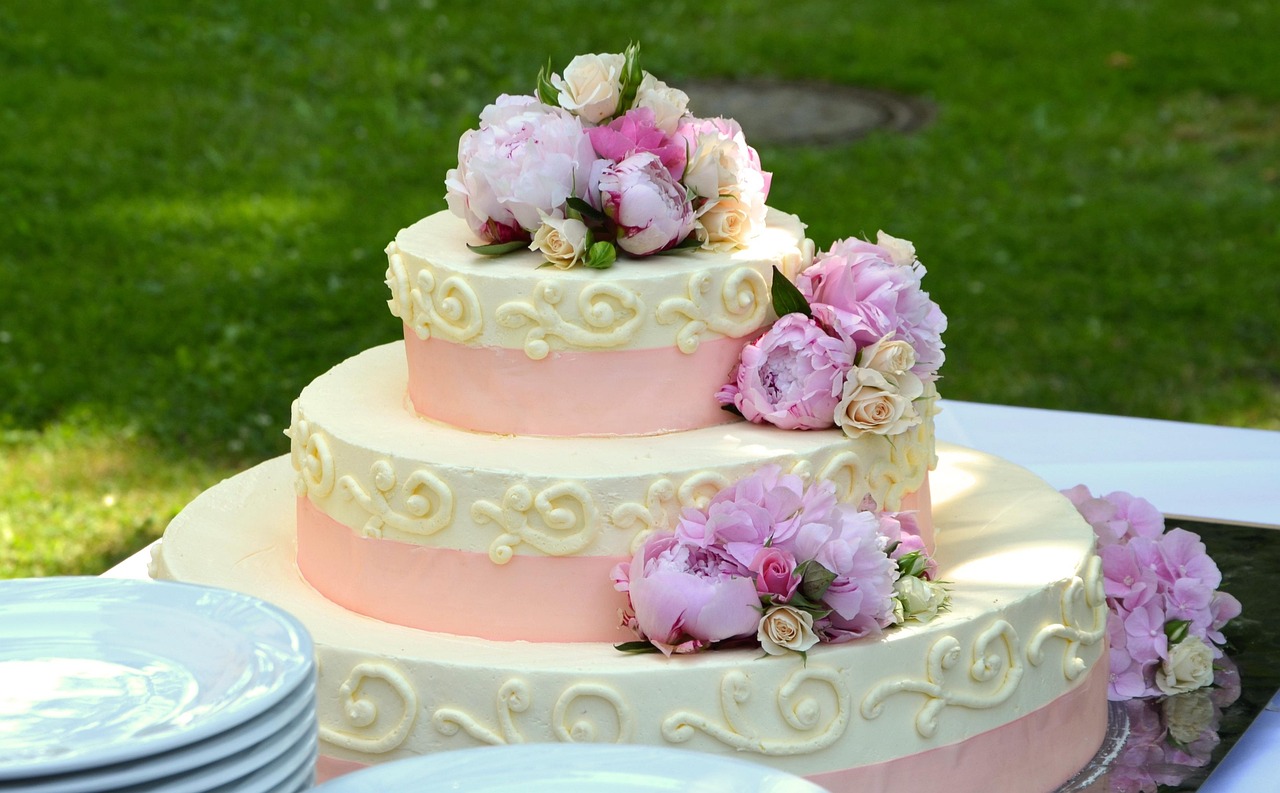 Make Every Celebration Special When You Order Cakes Online in India